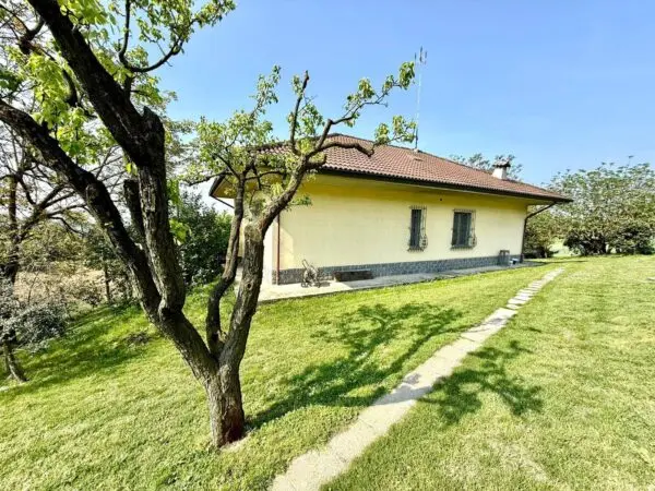 Villa via, Alessandria