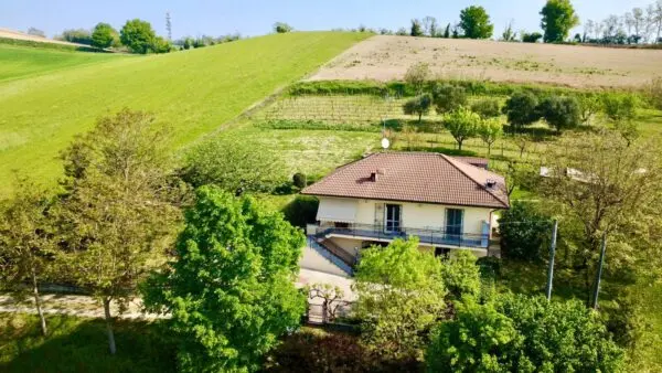 Villa via, Alessandria