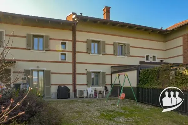 Villetta A Schiera via, Viù