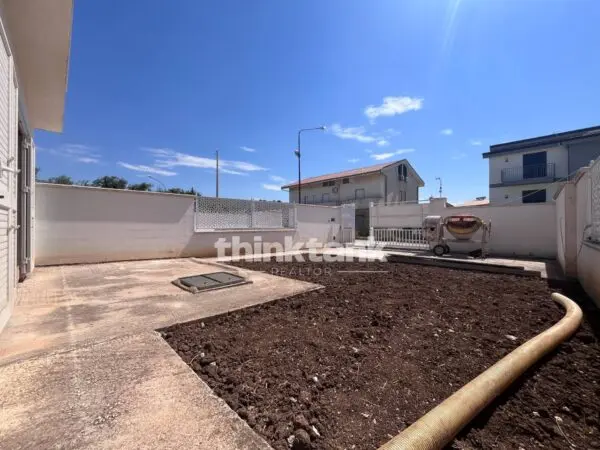 Villa viale Delle Orchideee, Porto Empedocle