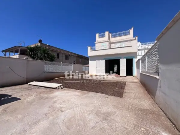 Villa viale Delle Orchideee, Porto Empedocle