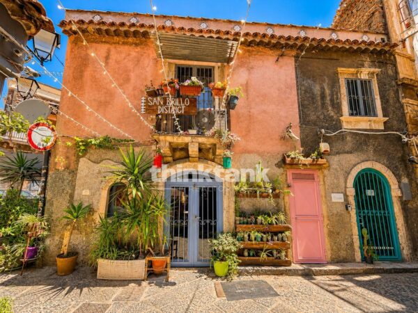 Immagine per Stabile/Palazzo in vendita a Catania Via De Pasquale 