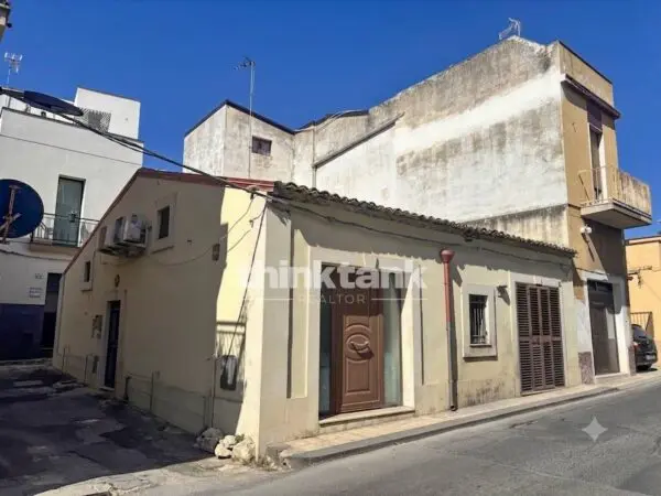 Appartamento via Roma, Noto