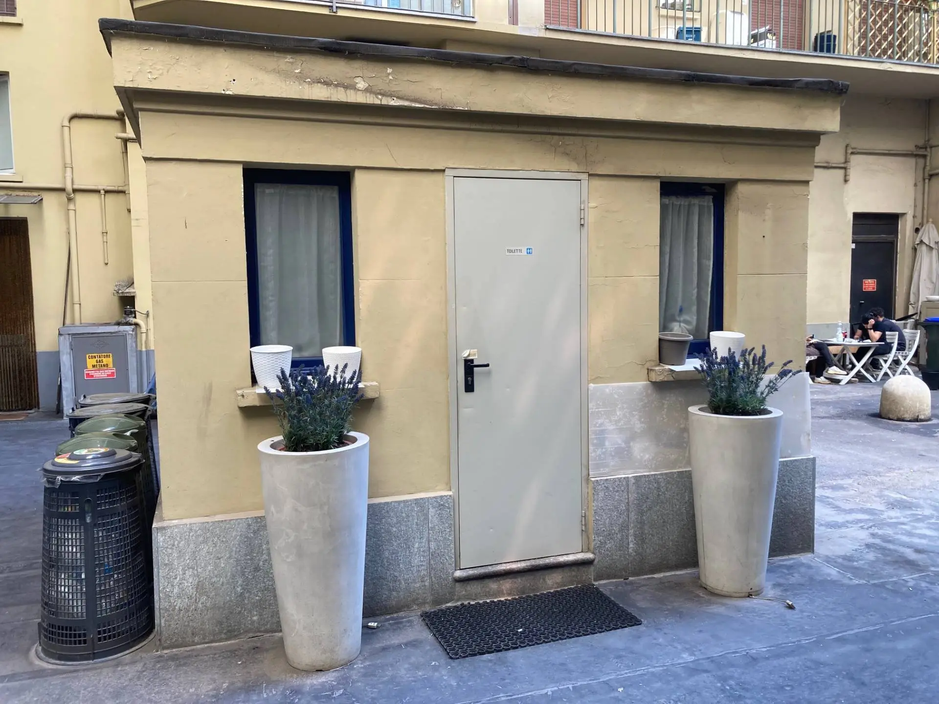 Immagine per Negozio in vendita a Torino Via XX settembre 18