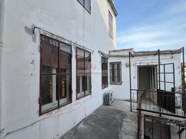 Villetta A Schiera piazza Garibaldi, Lonigo