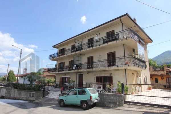 Appartamento via Gasperoni 6, Zumpano