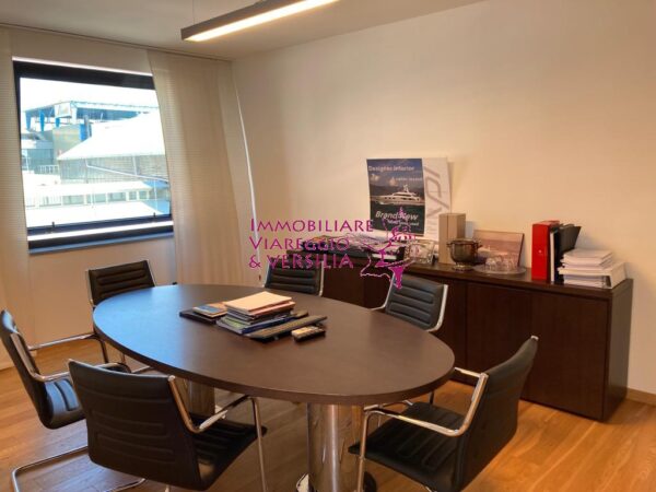 Immagine per Ufficio in affitto a Viareggio via Coppino 100