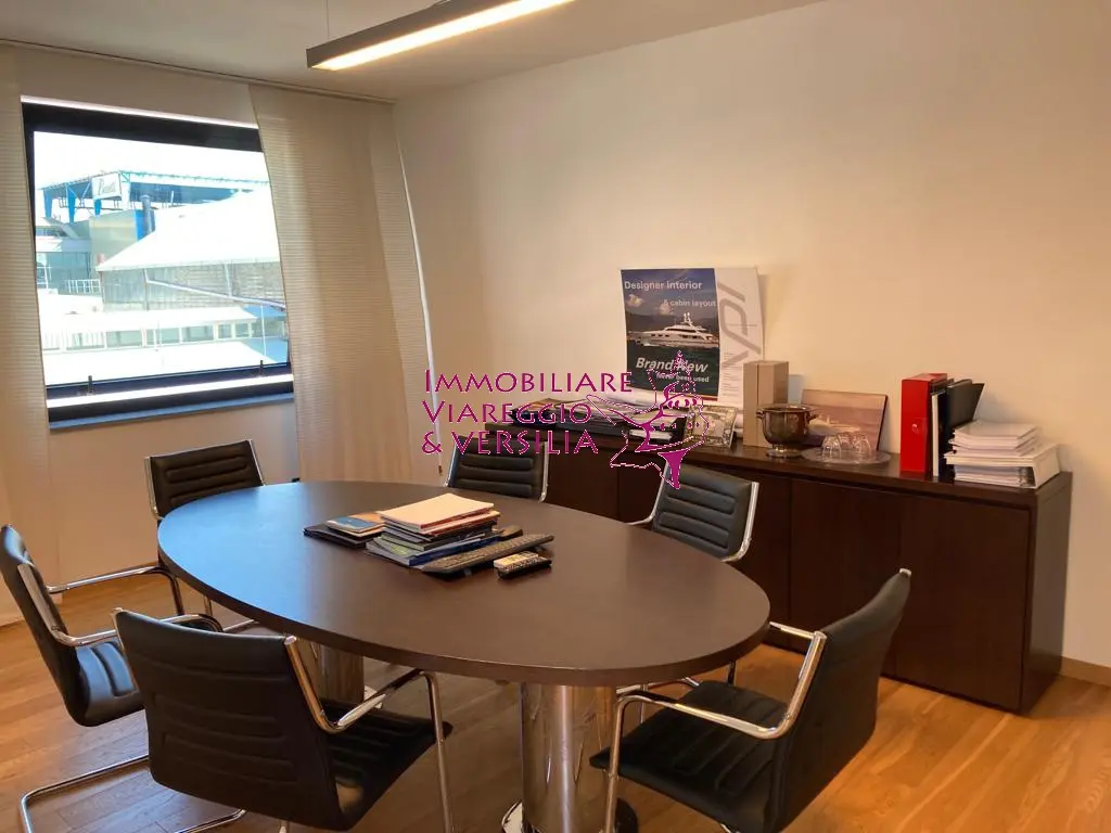 Immagine per Ufficio in affitto a Viareggio via Coppino 100