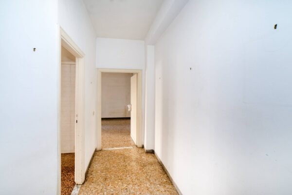 Appartamento via Pasquale Revoltella 92, Roma