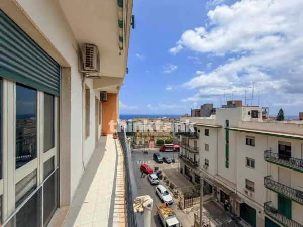 Appartamento viale Tunisi, Siracusa