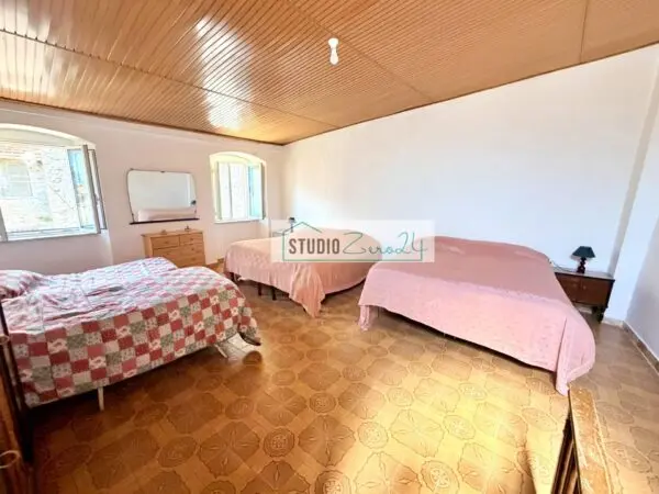 Casa Semindipendente via Cità, Seravezza