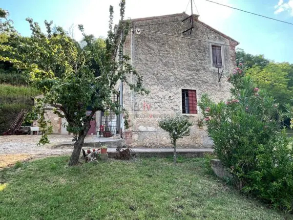 Casa Indipendente via Borgomale, Valdastico