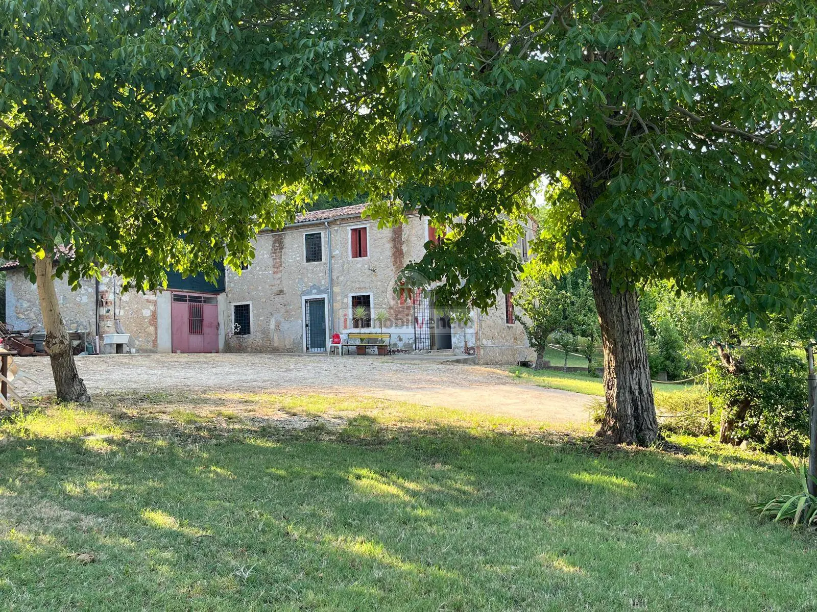 Immagine per Casa indipendente in vendita a Valdastico VIA BORGOMALE 