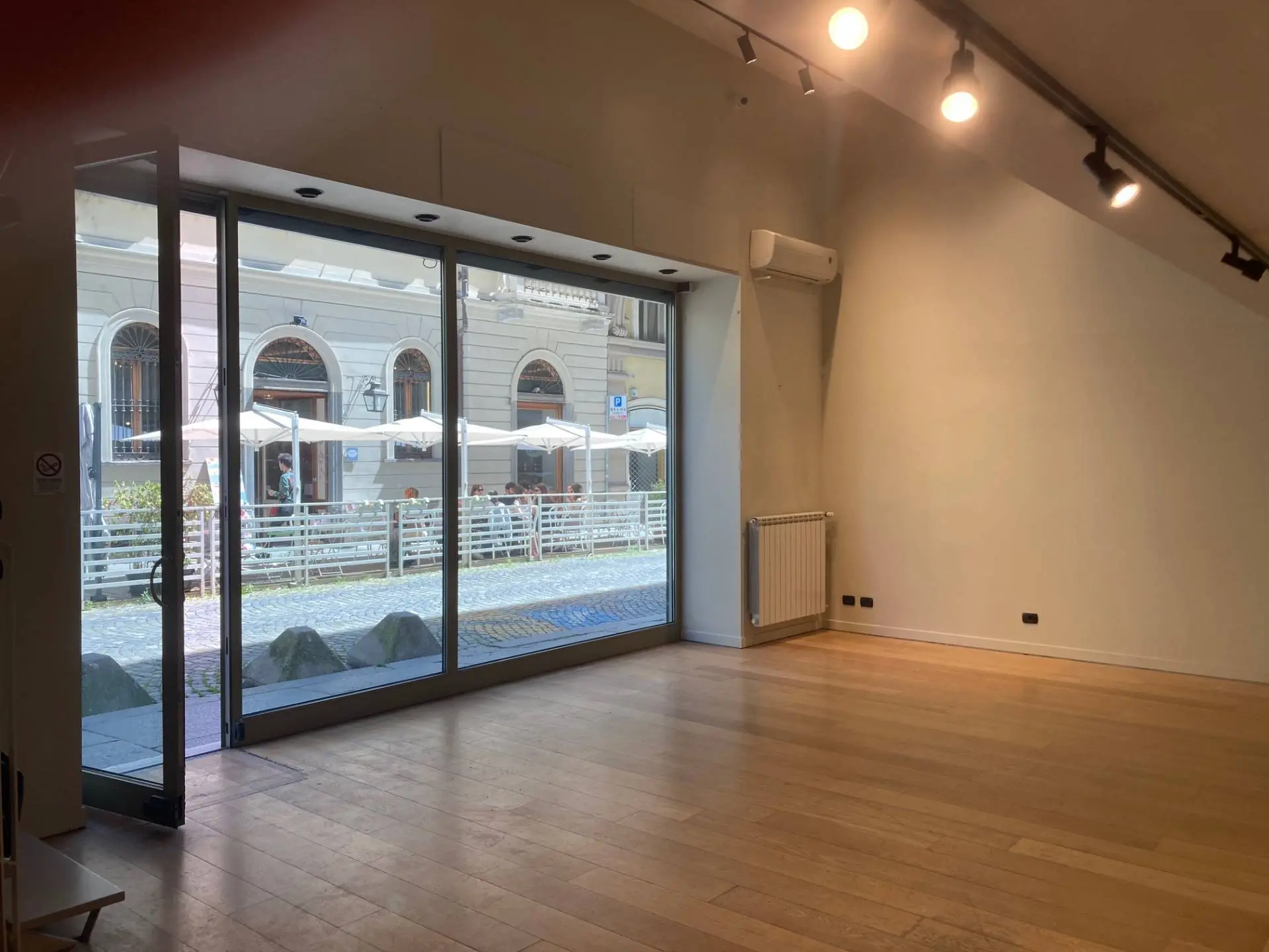 Immagine per Negozio in affitto a Torino VIA MAZZINI 42
