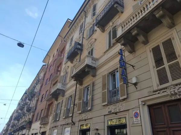 Appartamento via Cibrario 53, Torino