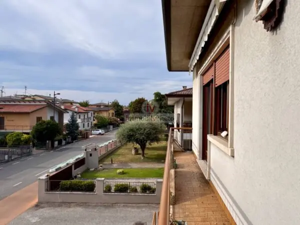 Casa Indipendente piazza Xxv Aprile, Lonigo