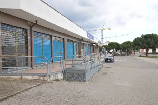 Magazzino via Lombardore 47, Volvera