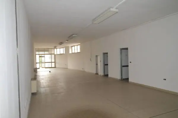 Magazzino via Lombardore 47, Volvera