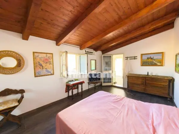 Casa Semindipendente via Milano, Siracusa