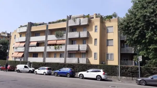 Appartamento via Isonzo 2, Trezzano Sul Naviglio