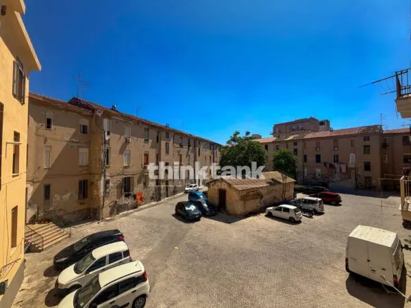 Appartamento piazza Santa Lucia 52, Siracusa
