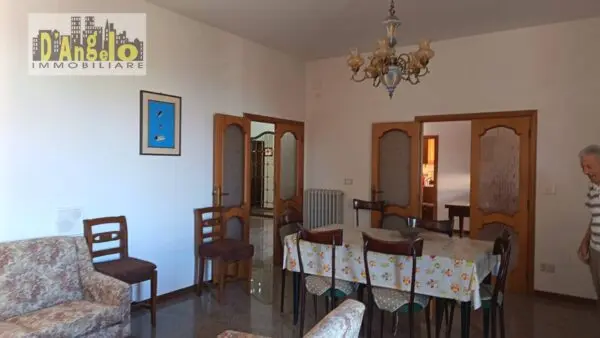 Appartamento via, Castorano
