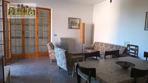 Appartamento via, Castorano