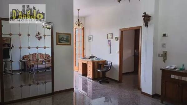 Appartamento via, Castorano