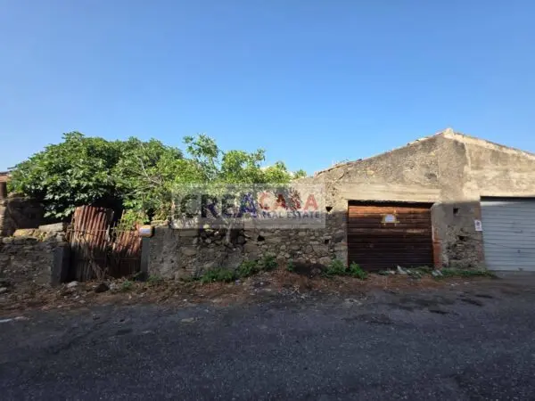 Rustico/Casale via Pasteria, Calatabiano