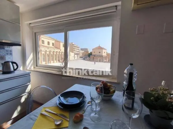 Appartamento piazza Santa Lucia, Siracusa