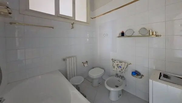 Villa piazza Santa Fara 13, Bobbio