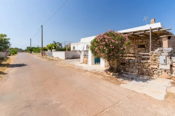Villa via Contrada Specolizzi, Seclì