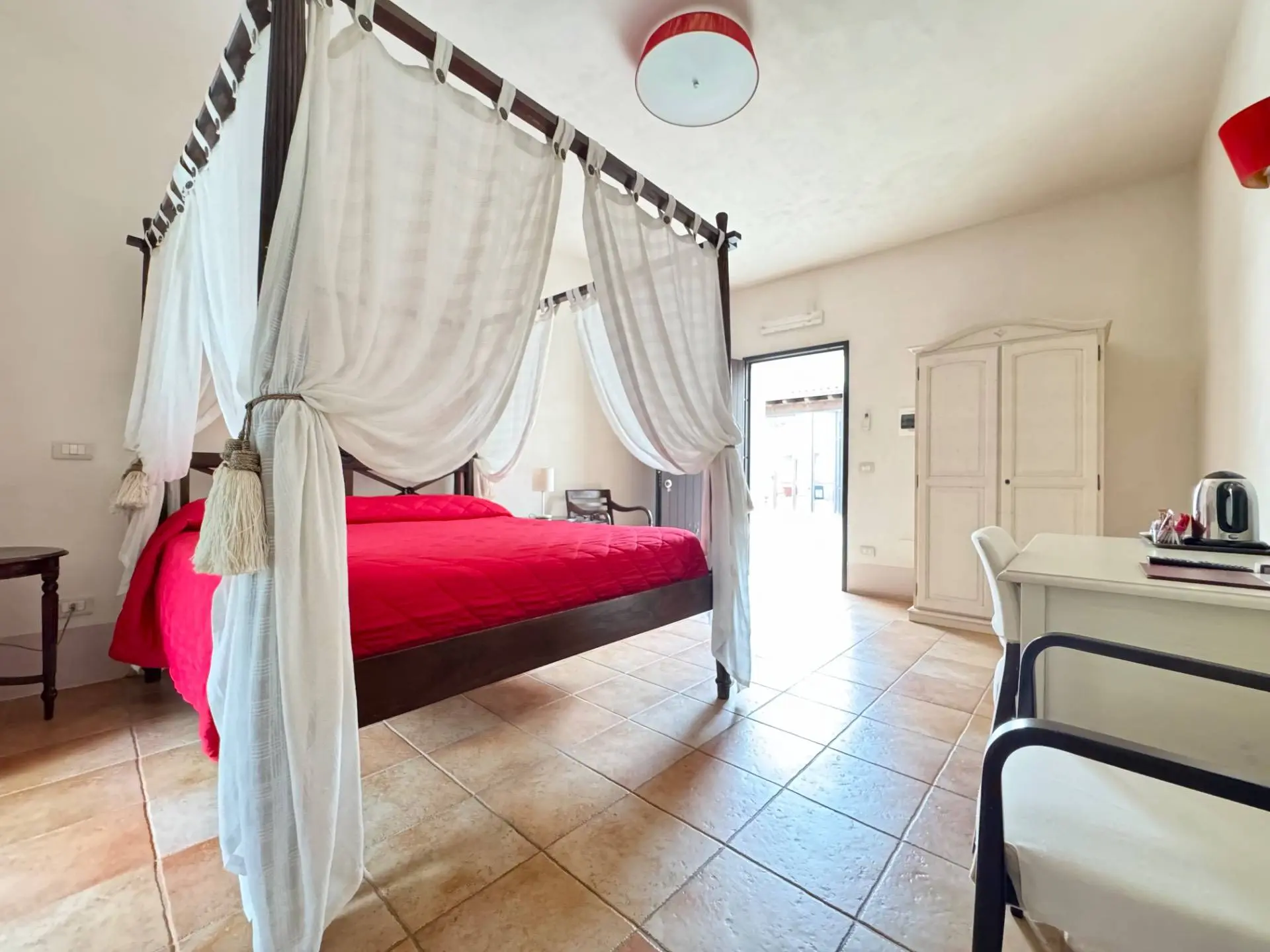 Immagine per Rustico/Casale in vendita a San Cassiano Strada Comunale San Cesario - Caprarica 