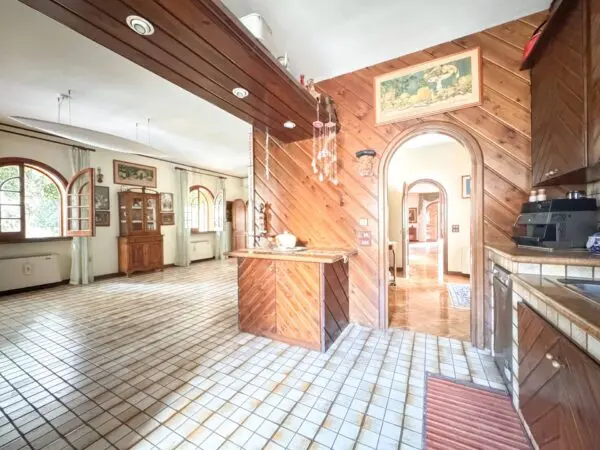 Villa via Calore 3, Lecce