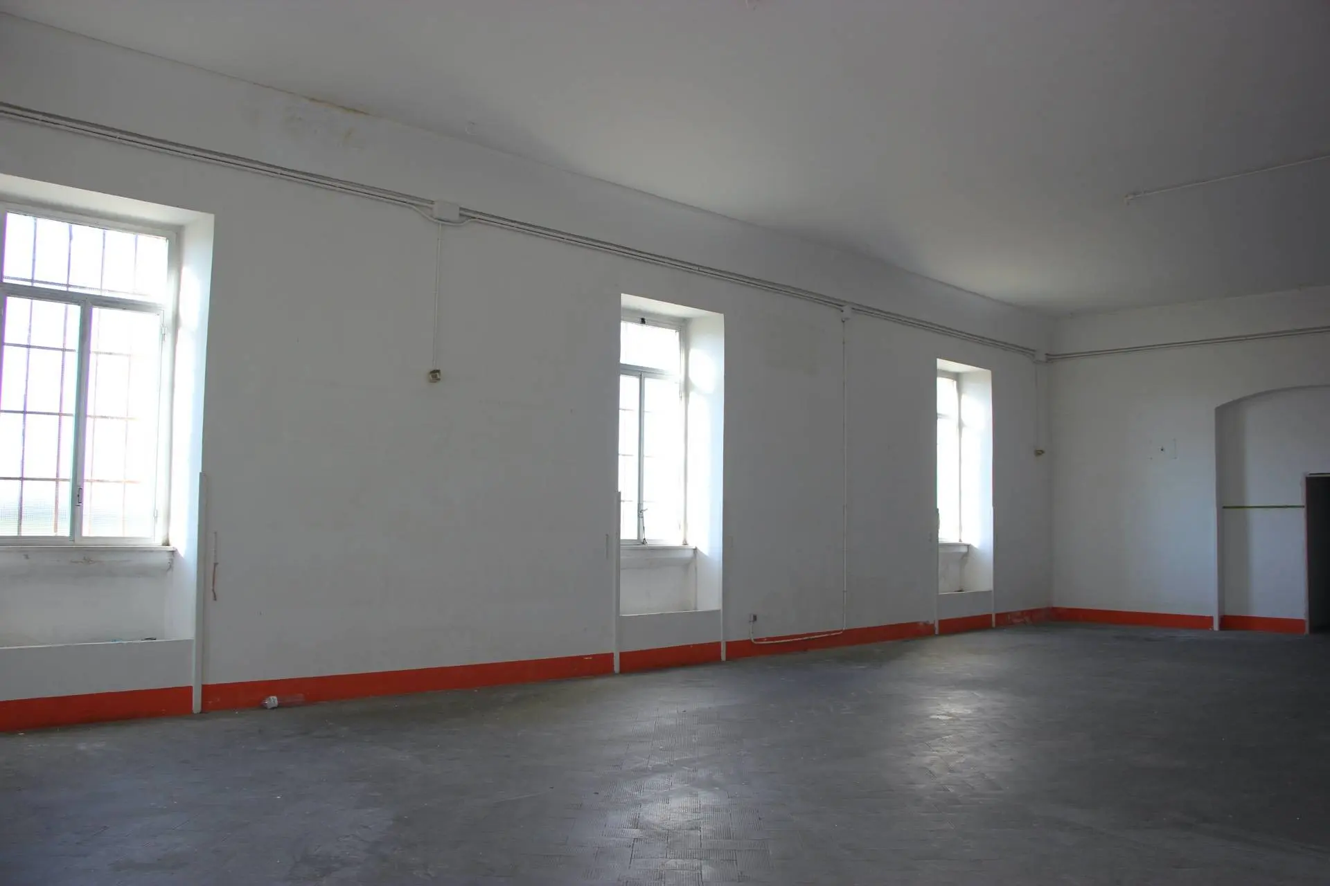 Immagine per Capannone Industriale in vendita a Lecce via Enzo Ferrari 