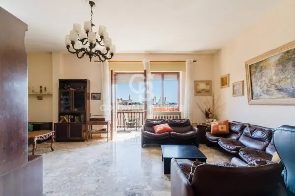 Appartamento piazza Gioacchino Toma 55, Galatina