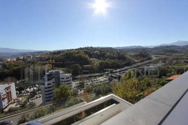 Appartamento via Francesco Cilea Snc, Cosenza