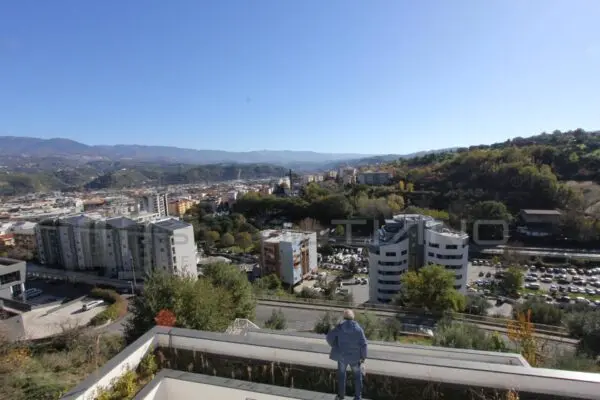 Appartamento via Francesco Cilea Snc, Cosenza
