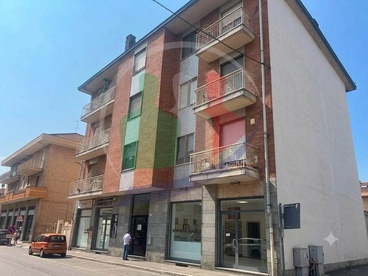 Immagine per Locale Commerciale in vendita a Vinovo Via Mazzolari 18