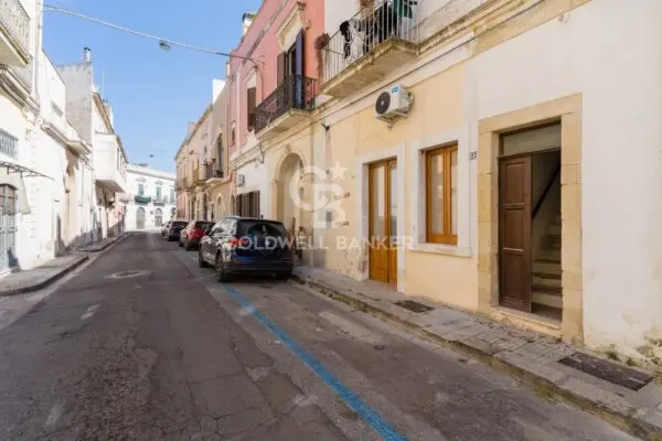 Appartamento via Caracciolo 27, Galatina