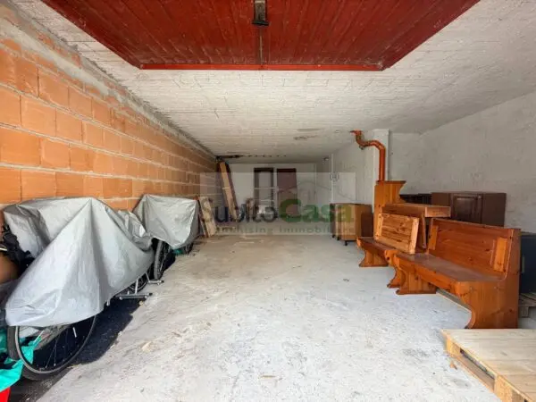 Box / Posto Auto via Degli Ernici 13, Chieti