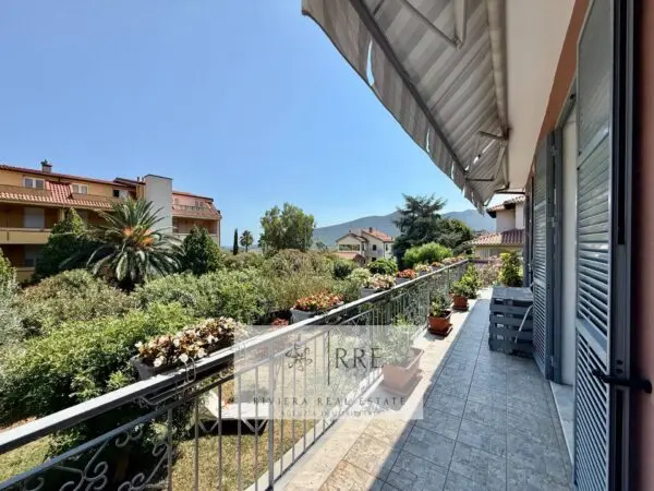 Appartamento via Degli Alpini, Loano