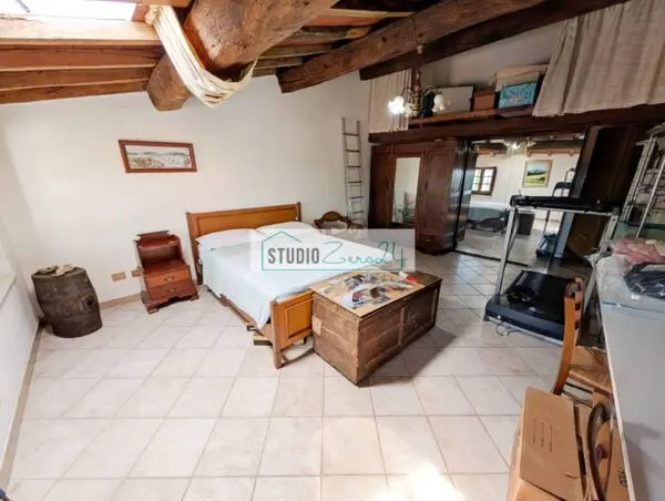 Casa Semindipendente via Strettoia, Pietrasanta