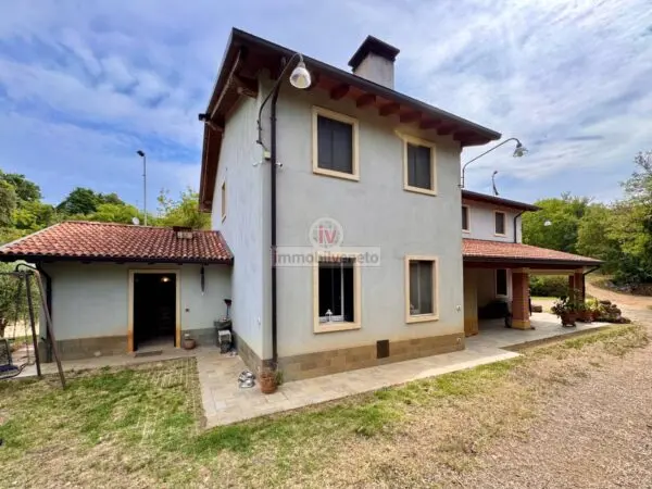 Casa Indipendente via Molini, Lonigo