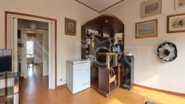 Appartamento via Tommaseo, Livorno