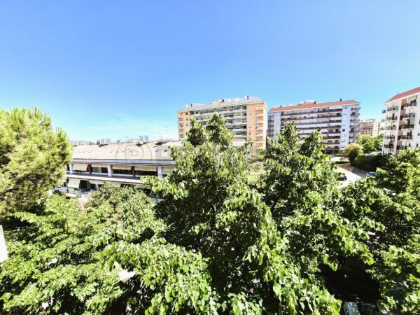 Quadrilocale via Aldo Moro 126, Pescara