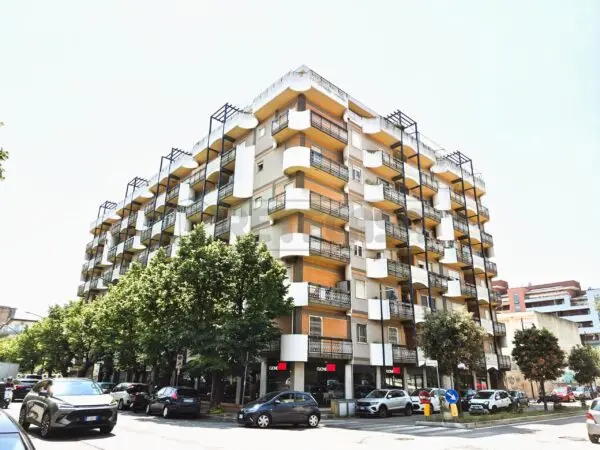Quadrilocale 210, Pescara