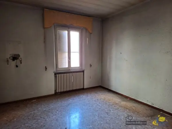 Quadrilocale viale Della Villetta 5, Parma