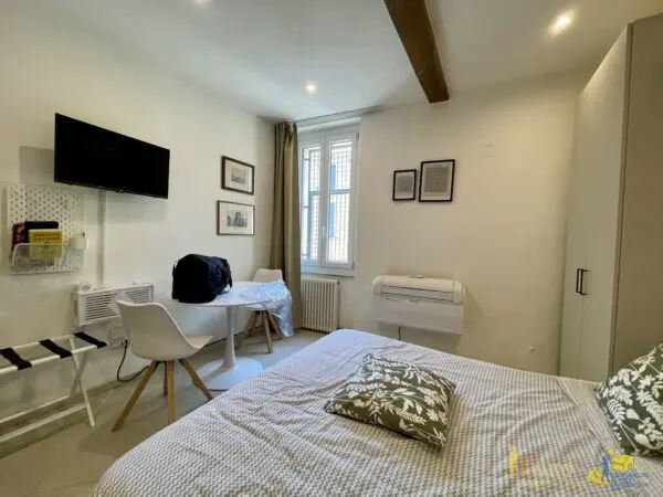 Monolocale via Borgo Guazzo 40, Centro Storico, Parma