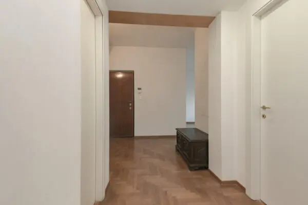 Quadrilocale via Buenos Aires, Torino